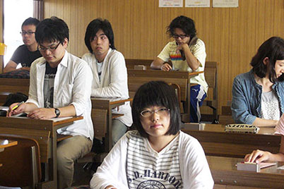 秋田北部自動車学校の合宿の様子