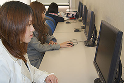 備南自動車学校の合宿の様子