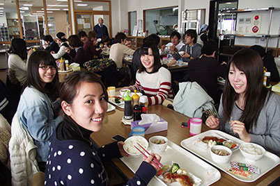 山形最上ドライビングスクールの合宿の様子