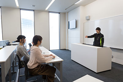 つばめ中央自動車学校の施設紹介